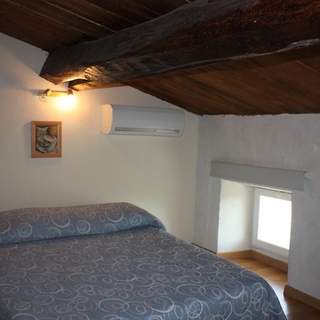 Le Grand Hotel Aups Habitación foto